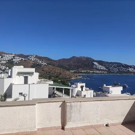 Ξενοδοχείο Bodrum / Relaxing, Swimming, Sunshine And Sunbathing! Gurece