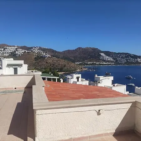 Bodrum / Relaxing, Swimming, Sunshine And Sunbathing! Ξενοδοχείο