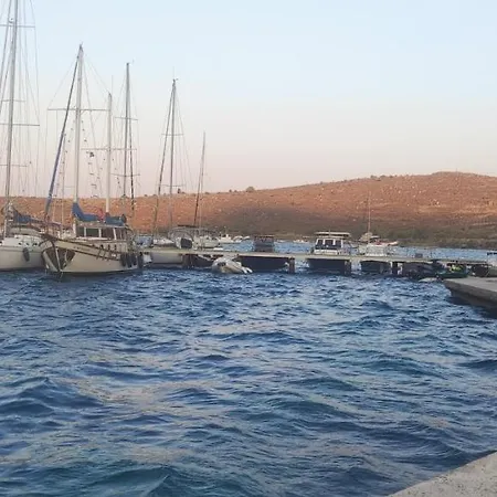 Bodrum / Relaxing, Swimming, Sunshine And Sunbathing! Gürece