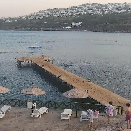 Szálloda Bodrum / Relaxing, Swimming, Sunshine And Sunbathing!
